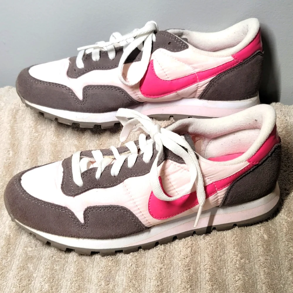 Nike Metro Plus Sneakers Pink And Grey Youth‎ 4.5